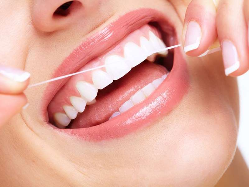 Diş İpi Nasıl Kullanılmalıdır?